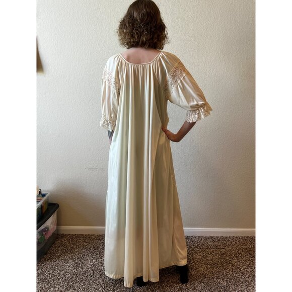 Vintage Cream/tan Maxi Robe Peignoir Dressing Gown Nylon/Lace 44" Bust Plus Size - Picture 7 of 14
